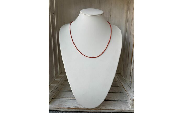 【母の日・敬老の日に】南国土佐よりお届け 贈って喜ばれる貴重な芥子粒珊瑚の3WAYアクセサリー 全長約57cm / レディース アクセサリー ジュエリー 【有限会社米沢サンゴ店】 [ATCX065]