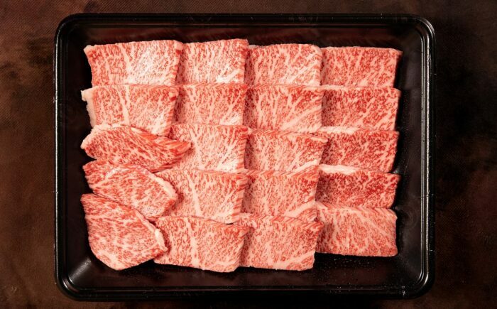 土佐黒牛 焼肉用（モモ肉）約400g / 贈答用 黒牛 土佐 土佐和牛 和牛 牛 肉 お肉 モモ肉 焼肉 食品 冷凍 高知 【高知県食肉センター株式会社】 [ATFC033]