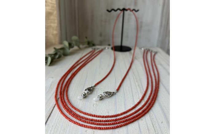 【母の日・敬老の日に】南国土佐よりお届け 贈って喜ばれる貴重な芥子粒珊瑚の3WAYアクセサリー 全長約57cm / レディース アクセサリー ジュエリー 【有限会社米沢サンゴ店】 [ATCX065]