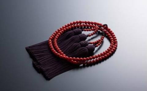 赤サンゴ　本連数珠（赤サンゴ５．５ｍｍ玉使用）