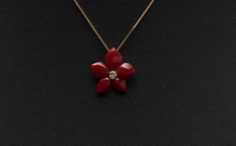 【最高級】赤サンゴの花型ペンダント