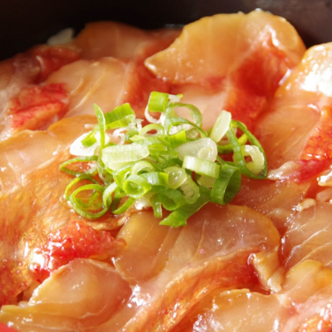 初音のオススメ３回定期便Ａ＜ウナギ・金目鯛・カツオ＞うなぎ 蒲焼き キンメダイ 漬け カツオのたたき 海鮮 魚 惣菜 送料無料 hn080