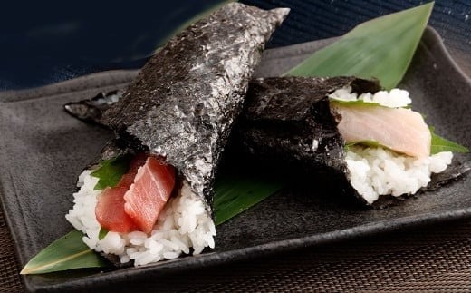 【 定期便 5回 】 厳選 天然マグロ 2種 セット 650g ( めばちマグロ 250g・ びんちょうまぐろ 400g) 2種類 ふるさと納税 限定 食べ比べ まぐろ 鮪 魚 魚介類 刺身 海鮮 まぐろ丼 手巻き寿司 海鮮丼 冷凍 サク 送料無料 目鉢 ビンチョウ さしみ 刺し身 頒布会 人気 定期便 数量限定 期間限定 訳アリ 訳あり わけあり 高知県 室戸市