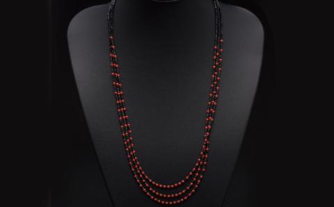 【3連】赤サンゴとスピネルのロングネックレス