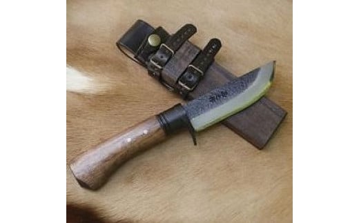 晶之作 土佐鍛ソロキャンプ剣鉈 三色陽炎 黒槌目 ダマスカス15層青2鋼 黒ツバ | ナイフ キャンプ アウトドア 打刃物 土佐 鉈 剣鉈 なた 職人 山林 狩猟 熊 刃物 薪割り ハンドメイド 釣り 伝統 工芸 高知県 南国市