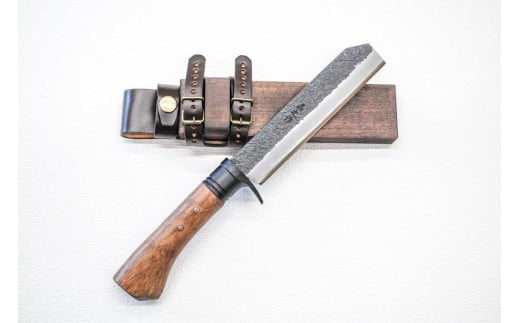 土佐渓流鉈 150 黒槌目 黒ツバ輪 | ナイフ キャンプ アウトドア 打刃物 土佐 鉈 剣鉈 なた 職人 山林 狩猟 熊 刃物 薪割り ハンドメイド 釣り 伝統 工芸 高知県 南国市