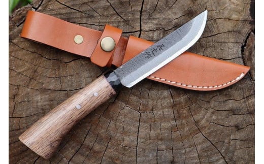 土佐渓流ナイフ105 黒丸輪 黒槌目 ダマスカス15層青紙2号鋼 | ナイフ キャンプ アウトドア 打刃物 土佐 鉈 剣鉈 なた 職人 山林 狩猟 熊 刃物 薪割り ハンドメイド 釣り 伝統 工芸 高知県 南国市