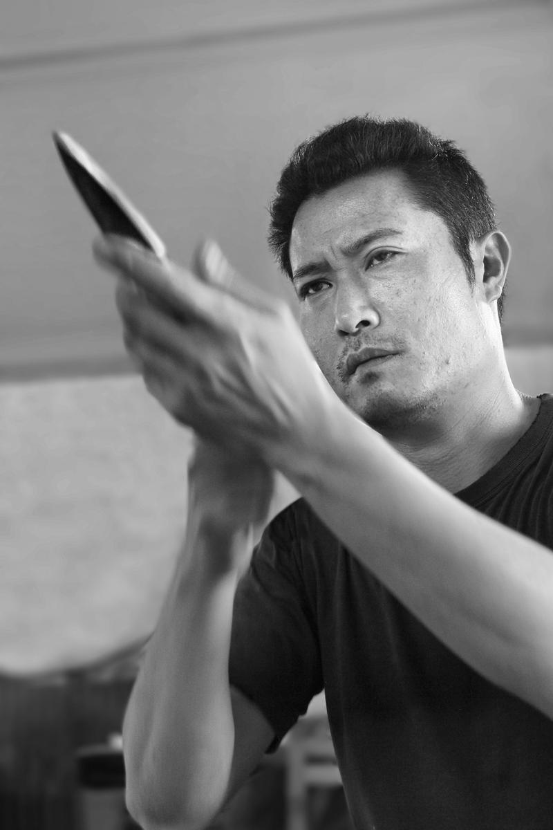 柳刃包丁２４０ミリ銀３鋼　柳刃 包丁 日本製 ステンレス 