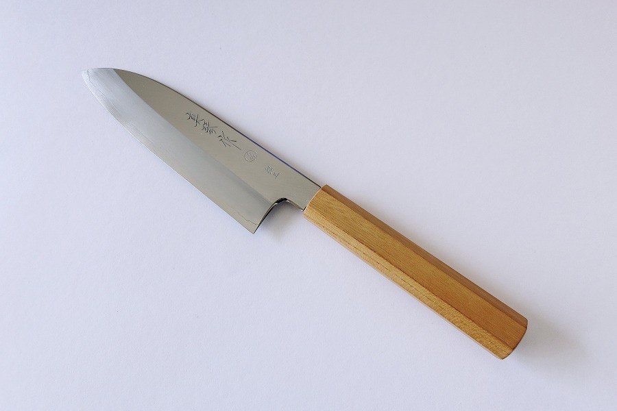 三徳包丁１８０ミリ銀３鋼　三徳 包丁 日本製 ステンレス 