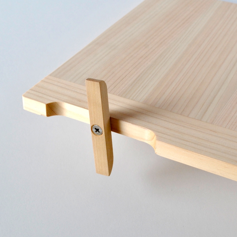 薄型スタンド付きまな板 Mサイズ TR113 ひのき まな板 スタンド 付き 四万十 檜 桧 ヒノキ 桜 ステンレス ニッケル 手軽 集成加工 加工 包丁 サイズ S M 土佐龍 日用品 調理 料理 包丁 食事 高知県 須崎市 【木の料理人】