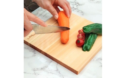 シンプル まな板 Sサイズ 四万十 ひのき 檜 桧 ヒノキ 木工 職人 土佐龍 キッチン 日用品 調理 包丁 エコ 食事 安定 高知県 須崎市 TR118