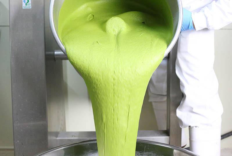 【高知家のうまいもの大賞グランプリ受賞】 かつお に合う 葉にんにく ぬた 3袋×3個 調味料 小分け 鰹  かつおのたたき 藁焼き わらやき 鮮魚 スパゲッティ パスタ 麺 イタリアン ジュノベーゼ サラダ ピザ ご当地 万能 ドレッシング ソース 調味料  無農薬 有機栽培 冷凍 小分け 自宅 ギフト プレゼント 伝統 高知県産 須崎市 EA105_x