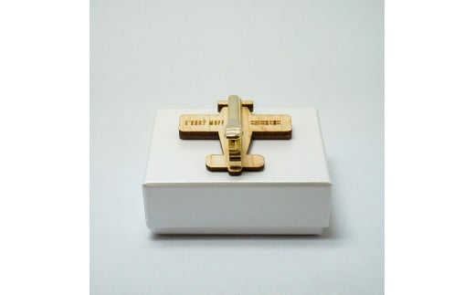【CESKYMOFF】土佐檜 プロペラ機 ネクタイピン プロペラ機