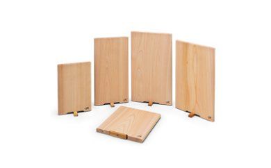 四万十ヒノキ薫る 一枚板スタンドまな板 【木の料理人】