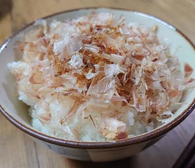 宗田節6種小袋セット（かつお節類）～だしで本格料理！～（ギフト・贈答対応）鰹節 出汁 厚削り うす削り ほそ削り 青のり 醤油づくり 昆布 和風 和食 白米のトッピング お中元 お歳暮【R00239】