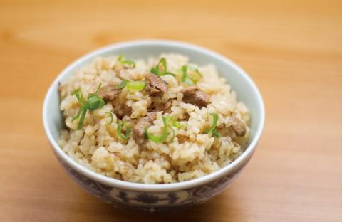 ごはんにまぜるだけ漁師町の味　清水さば飯の素【1～1.5合分×6P】さば サバ 混ぜご飯の素 混ぜごはん おにぎり 炊き込み お米 お弁当 朝食 ランチ 夜食 おいしい グルメ 簡単【R00414】