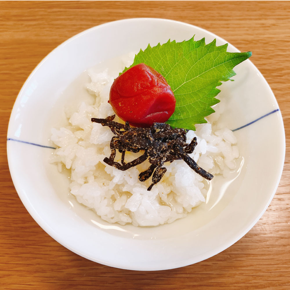 ご飯のお供セット 極上TKG用宗田節×1本 宗田節塩昆布×2袋 かつお節 かつおぶし 鰹節 宗田節 こんぶ ごはん ご飯のお供 ふりかけ おにぎり 卵かけご飯 トッピング 美味しい【R01389】