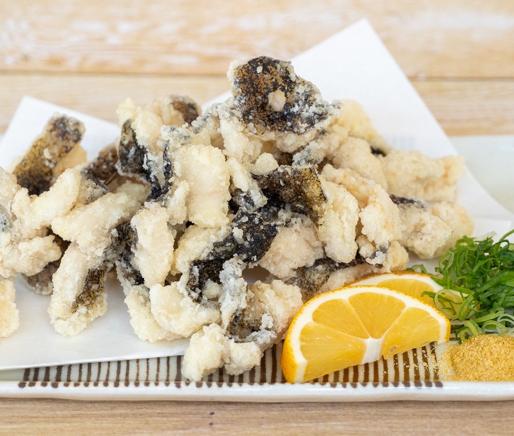 冷凍 うつぼの切り身 300g×２袋 から揚げ 天ぷら おつまみ 惣菜 フライ 珍味 魚介 ウツボ 高知【R00471】