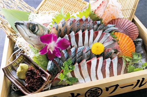 土佐清水ワールドお食事券（6,000円分）グルメ券 利用券 魚貝 郷土料理 海鮮料理 居酒屋 藁焼きカツオのたたき 刺身 東京大阪兵庫で使えるチケット券【R00798】