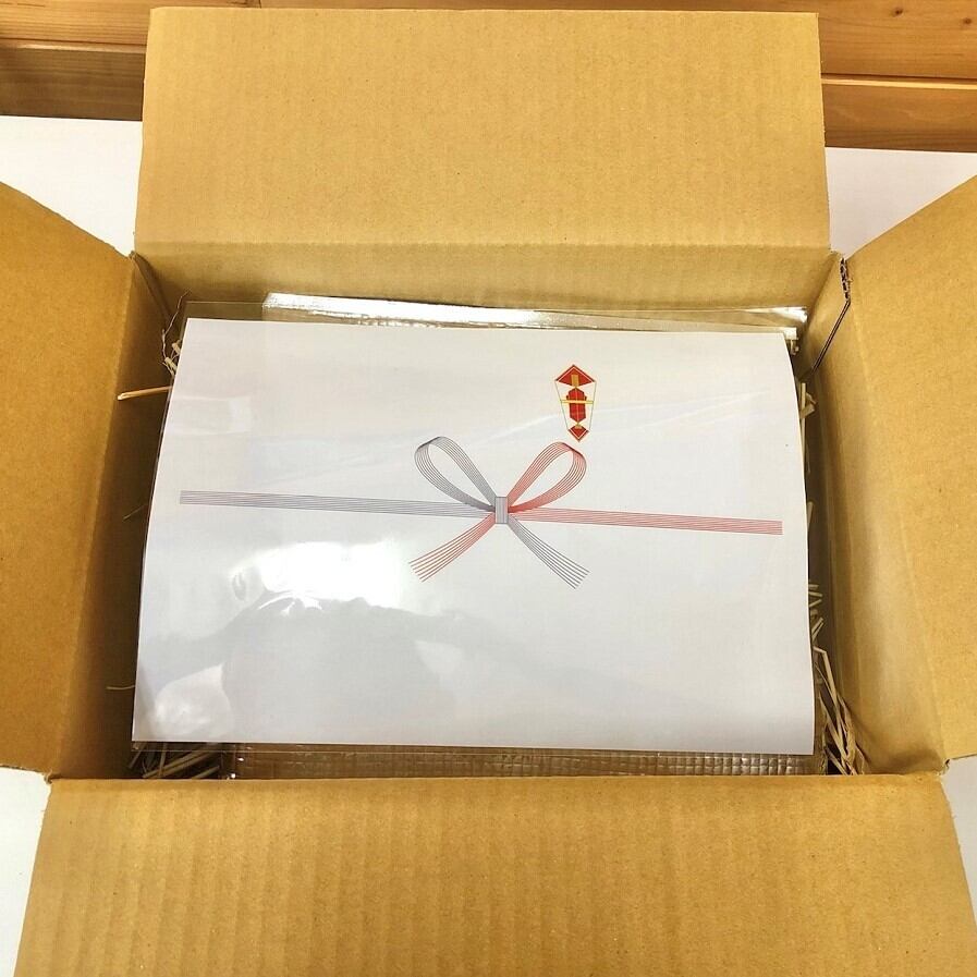 ブリの藁焼きたたき 3本（3~4人前）タレ付きのセット ぶり 鰤 わら焼き タタキ たれ付き 宗田かつおのうまみぽん酢 魚 海鮮 シーフード 魚介 刺身 新鮮【R01397】