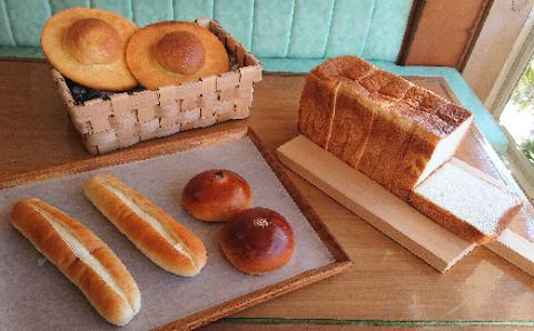パンのピノキオ特製・生食パン＆菓子パン詰合せ（高知のご当地パン：ぼうしパン入り）R5-810
