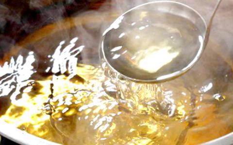 地元で大人気！土佐だしパックとつぎ足す鰹セット R5-493