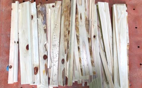 四万十のストーブ薪（ヒノキの焚き付け薪）約15kg 24-897