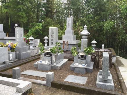 お墓掃除代行＜お墓の広さ９㎡以内４回作業＞R5-487