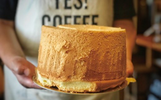 シフォンケーキ プレーン 1ホール 20cm 喫茶ウオッチ こだわり 卵 冷蔵 冷蔵便 クール便 てづくり 手作り 喫茶店 ふわふわ しっとり ケーキ 菓子 お菓子 スイーツ スウィーツ 人気 リピーター お取り寄せ 高知 四万十 しまんと