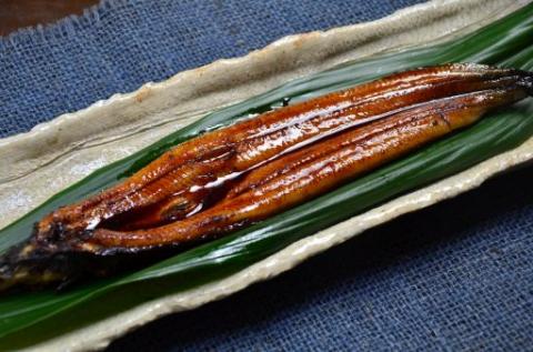 四万十川優化イオンうなぎ　蒲焼１尾＆白焼１尾入り(ボイル肝・たれ付き) R5