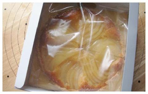 【ギフトにもおすすめ】甘さ控えめ・こだわり素材の「サクサク洋梨焼きタルト」R5-690G