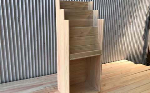 国産 四万十ヒノキ使用【ひのきの絵本棚　小】24-649