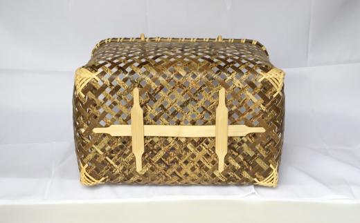 【 ハンドメイド 】 竹細工 虎竹 四ツ目 買い物篭 バッグ かご カゴ 篭 若鮎クラフト 工芸品 工芸 日用品 雑貨 インテリア バンブー 職人 手作り 上品 高級感 おしゃれ 国産 土佐 高知県 高知 四万十市 四万十 しまんと お取り寄せ