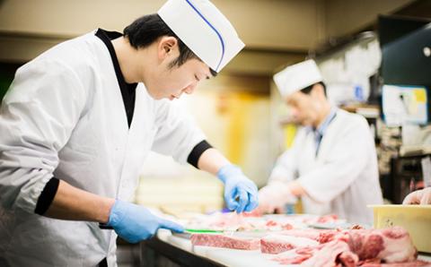 【４回定期便】黒毛和牛牧場直営 -四万十牛- R6-274