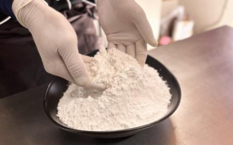 【ギフトにもおすすめ・数量限定】特別栽培野菜と米粉を使用！グルテンフリーオリジナルケーキセット(お試しサイズ) R5-344G