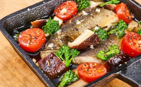 旨みたっぷり・骨までやわらか！四万十川天然鮎のコンフィ缶【2缶セット】R5-357