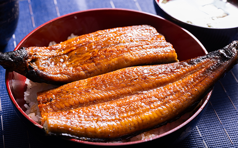 高知県産養殖うなぎ蒲焼 3尾(合計300g以上) ss-0025