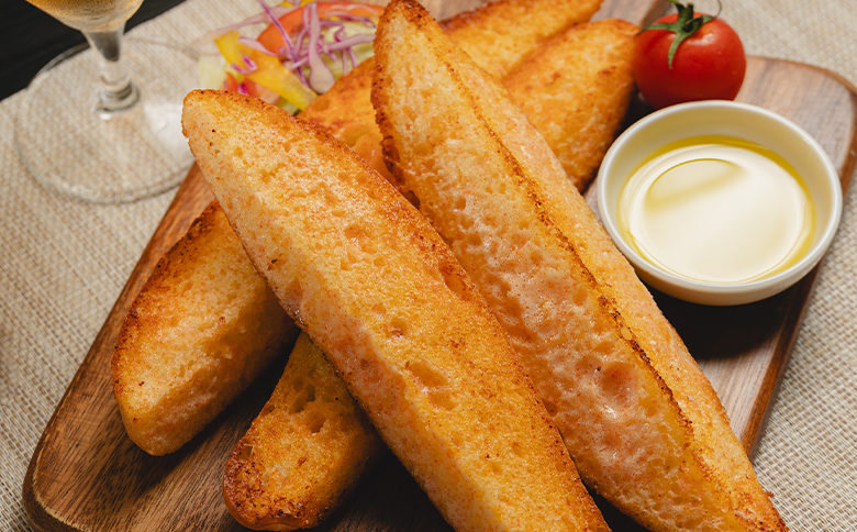 明太バゲット9本入り - 送料無料 パン ぱん ハード バゲット バケット 食品 朝食 昼食 夕食 夕飯 夜食 明太子 めんたいこ おやつ おつまみ 美味しい おいしい 小腹 香南市  tb-0010