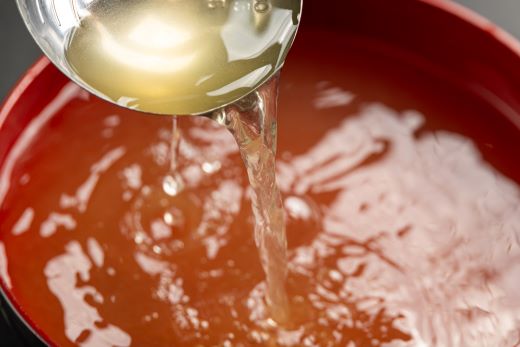 【7日程度で発送】 高知県産素材の土佐の極みだし 10パック 国産 だしパック 出汁 万能だし 和風だし 粉末 調味料 食塩不使用 かつお節 えのき茸 手軽 簡単 味噌汁 うどん そば 森田鰹節株式会社 高知県 香南市 常温 mk-0023