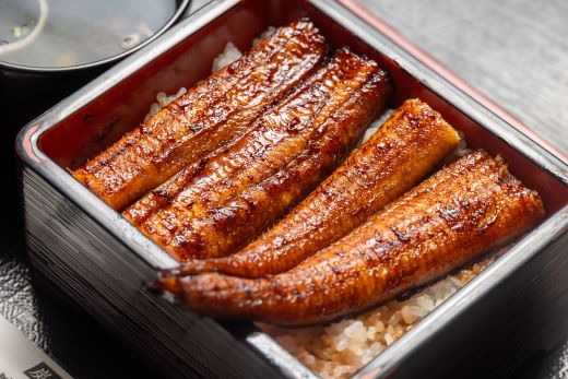 うなぎ 定期便 3回 うなぎ蒲焼き120g 1尾(無頭) 魚介 国産 海鮮 魚 かばやき 鰻 ウナギ 惣菜 おかず お手軽 加工品 加工食品 冷凍 Wun-0020