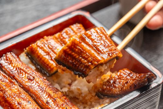 うなぎ 定期便 3回 うなぎ蒲焼き120g 2尾(無頭) 魚介 国産 海鮮 魚 かばやき 鰻 ウナギ 惣菜 おかず お手軽 加工品 加工食品 冷凍 Wun-0024