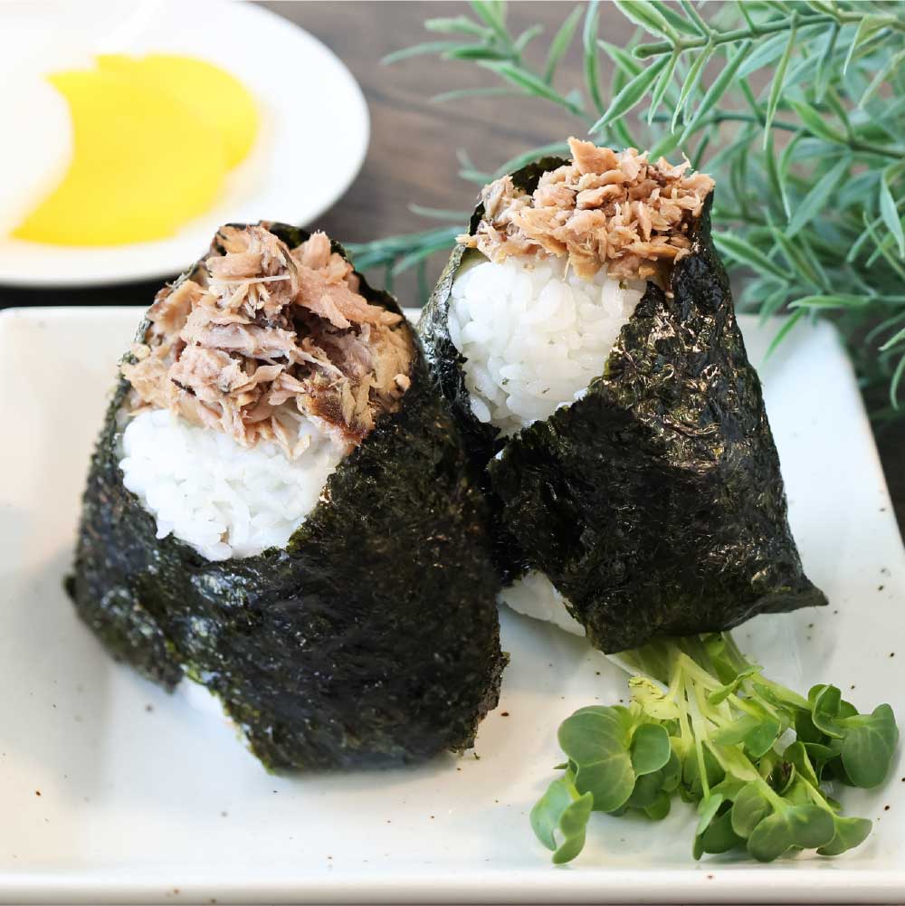 ツナ パウチ ノンオイル 鰹の水煮 100g×1パック パック カツオ かつお 常温保存 ストック 備蓄 おにぎり サラダ パスタ 防災 非常食 保存 長持ち 便利 アウトドア キャンプ 加工品 高知 田野町 ツナ缶 無添加