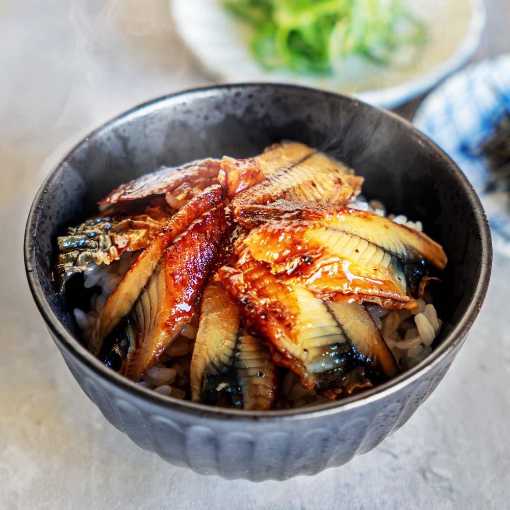 鰻 きざみうなぎ(80g×6P)+蒲焼き1尾 カット済み 蒲焼 蒲焼き かば焼き 刻み 鰻 ウナギ ふっくら おいしい おかず お茶漬け 惣菜 養殖 国産 簡単 調理済み お取り寄せ ひつまぶし うな丼