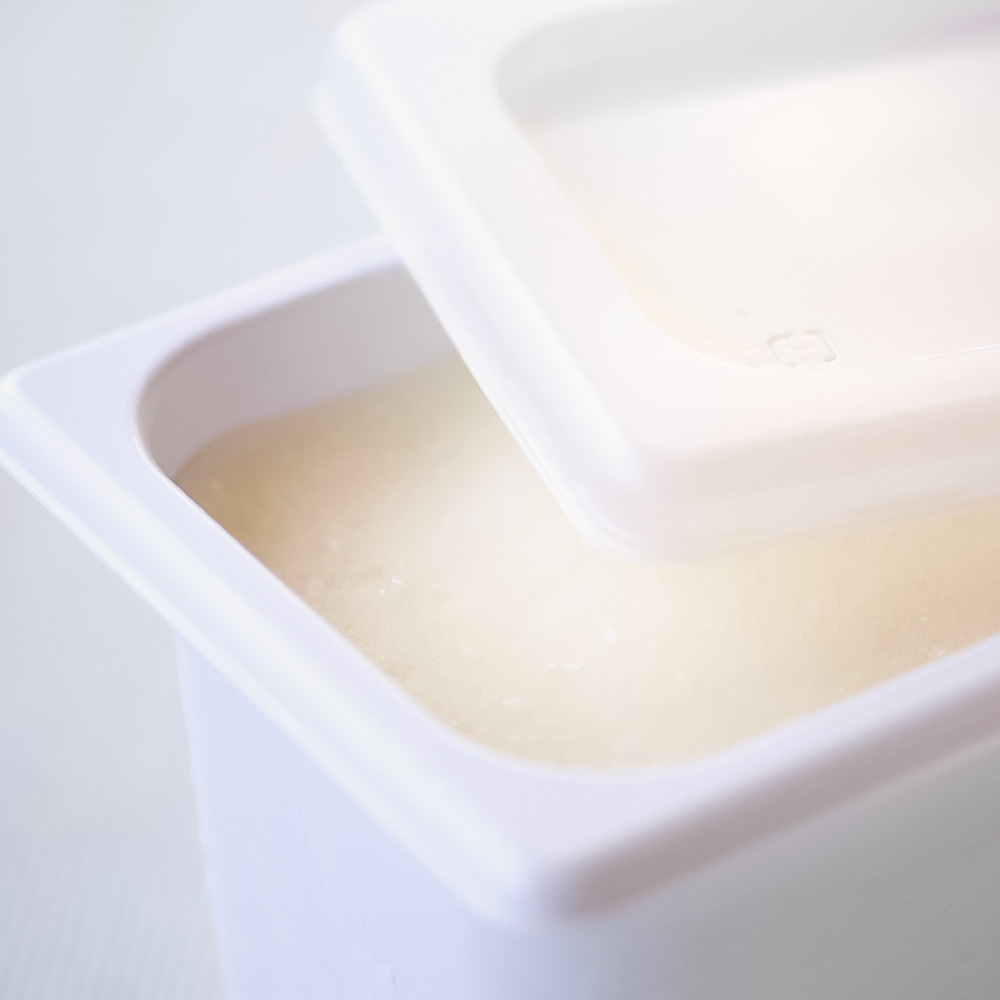 【四国一小さなまちのアイス屋さん】四国一小さなまちのアイス屋さん ゆずシャーベット 大容量 アイス 4000ml 4L 業務用 4リットル デザート スイーツ お菓子 アイス 柚子 ユズ 大容量 いっぱい 松崎冷菓 取り寄せ お取り寄せ