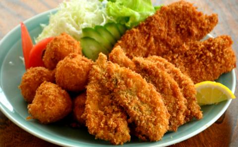 【四国一小さなまちの料理屋富士】特選揚げ物セット