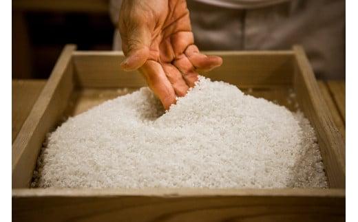 THE 土佐鶴 2本 日本酒 純米大吟醸 THE土佐鶴 720ml 原酒 高知県産 プレミアム 濃厚 芳醇 土佐 老舗 酒蔵 直送 地酒 酒  晩酌 お取り寄せ 配送 ギフト 贈答 記念日 お中元 お歳暮 父の日 正月 人気 年末年始 クリスマス プレゼント 高知 安田町 TS-09