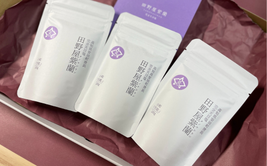 田野屋紫蘭の完全天日塩 清流安田川が育む土佐の海と太陽で育てた｢万能｣小粒100g×3個 田野屋紫蘭 塩 完全 天日塩 セット 万能 小粒 100g 3袋 しお 荒塩 あら塩 天然 料理 調味料 食塩 人気 年末年始 クリスマス プレゼント 高知県 安田町 TN-03