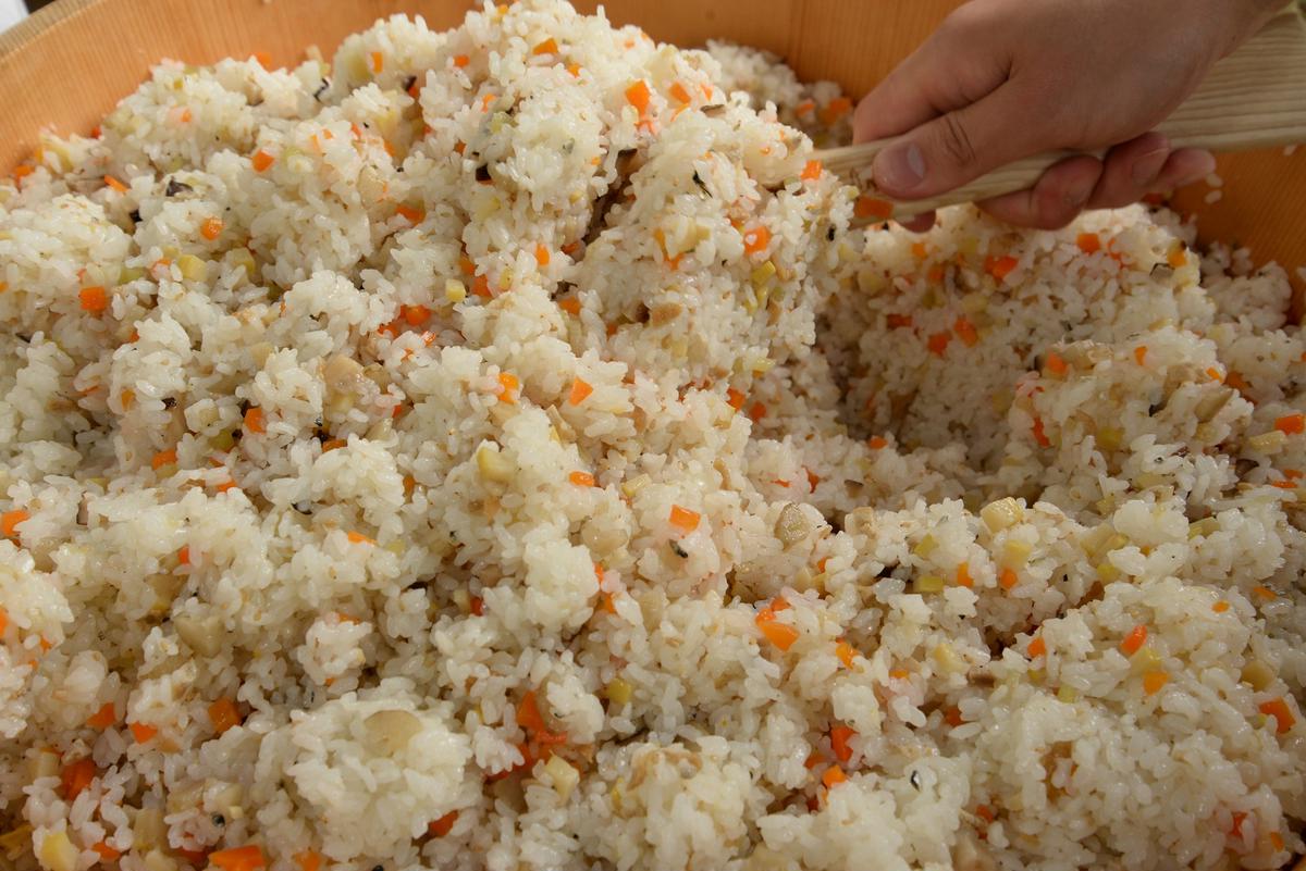 [具入りゆずすしの素　2合分×4個セット]  寿司の素 ちらし