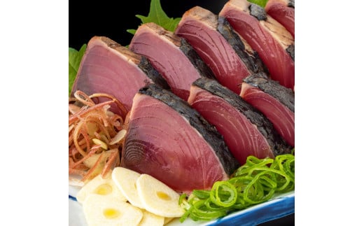 訳あり藁焼きカツオのタタキ1.0kg 1キロ 5～6人前 タレ付き ゆずの酢 鰹 藁焼き カツオ たたき 鰹のたたき かつおのたたき カツオのたたき 鰹のタタキ かつお 刺身 訳アリ ワケあり - 1.0㎏