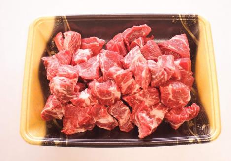 zn196土佐あかうし煮込み用サイコロ（約570ｇ）